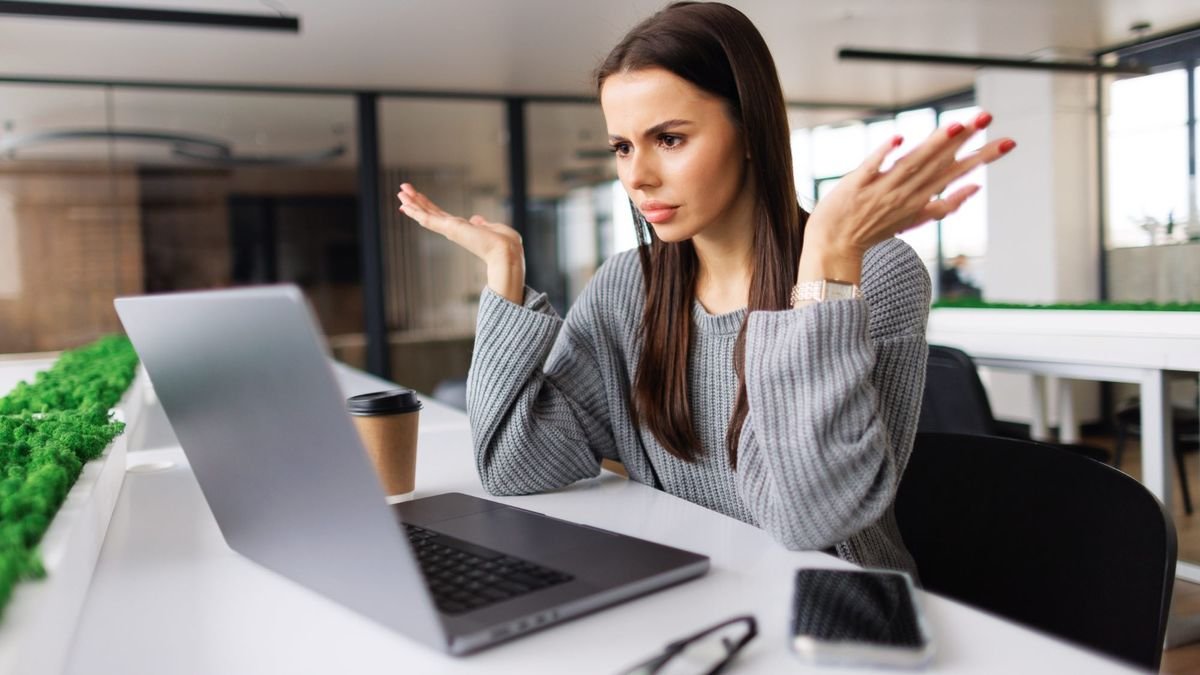 My Laptop Wouldn’t Turn On — Here’s the Exact Order I Used to Fix It