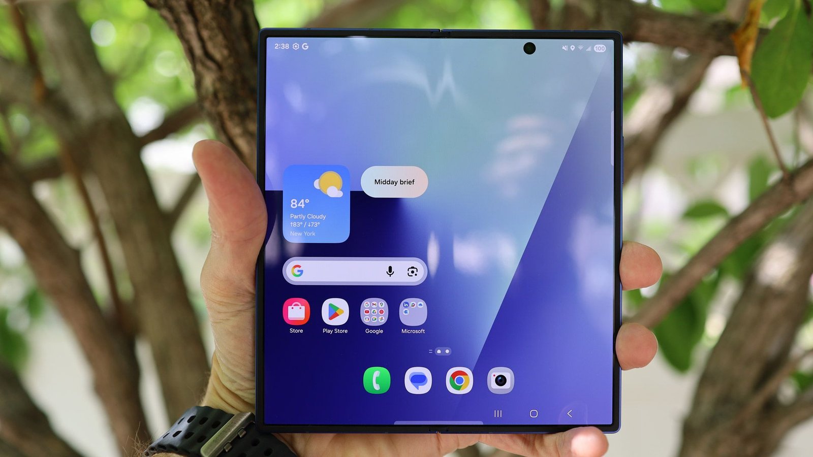 Is a Foldable Phone Finally Practical? Tech Experts Explain the Trade-Offs Before You Upgrade