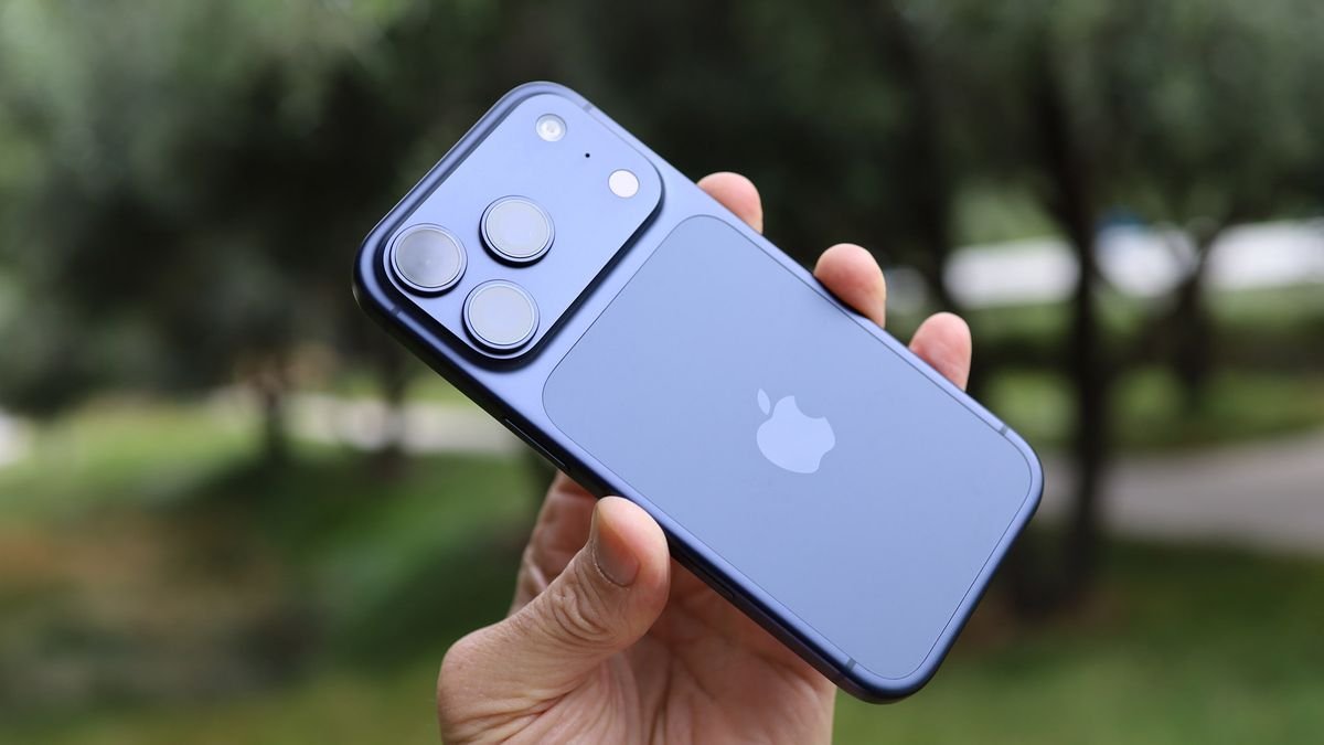 iPhone 18 Pro Launch: Everything You Need to Know About Apple’s First Foldable Push iPhone 18 Pro Launch: Everything You Need to Know About Apple’s First Foldable Push